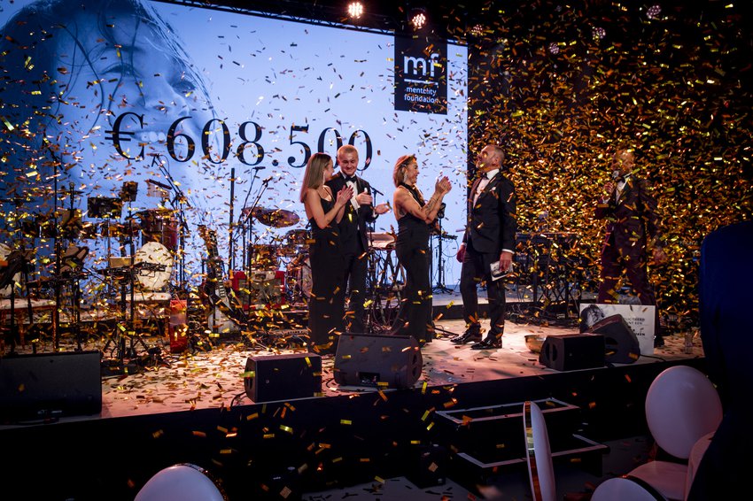 Copy of 52505899433_5be615eba7_o in het gele vlak onderste.jpg